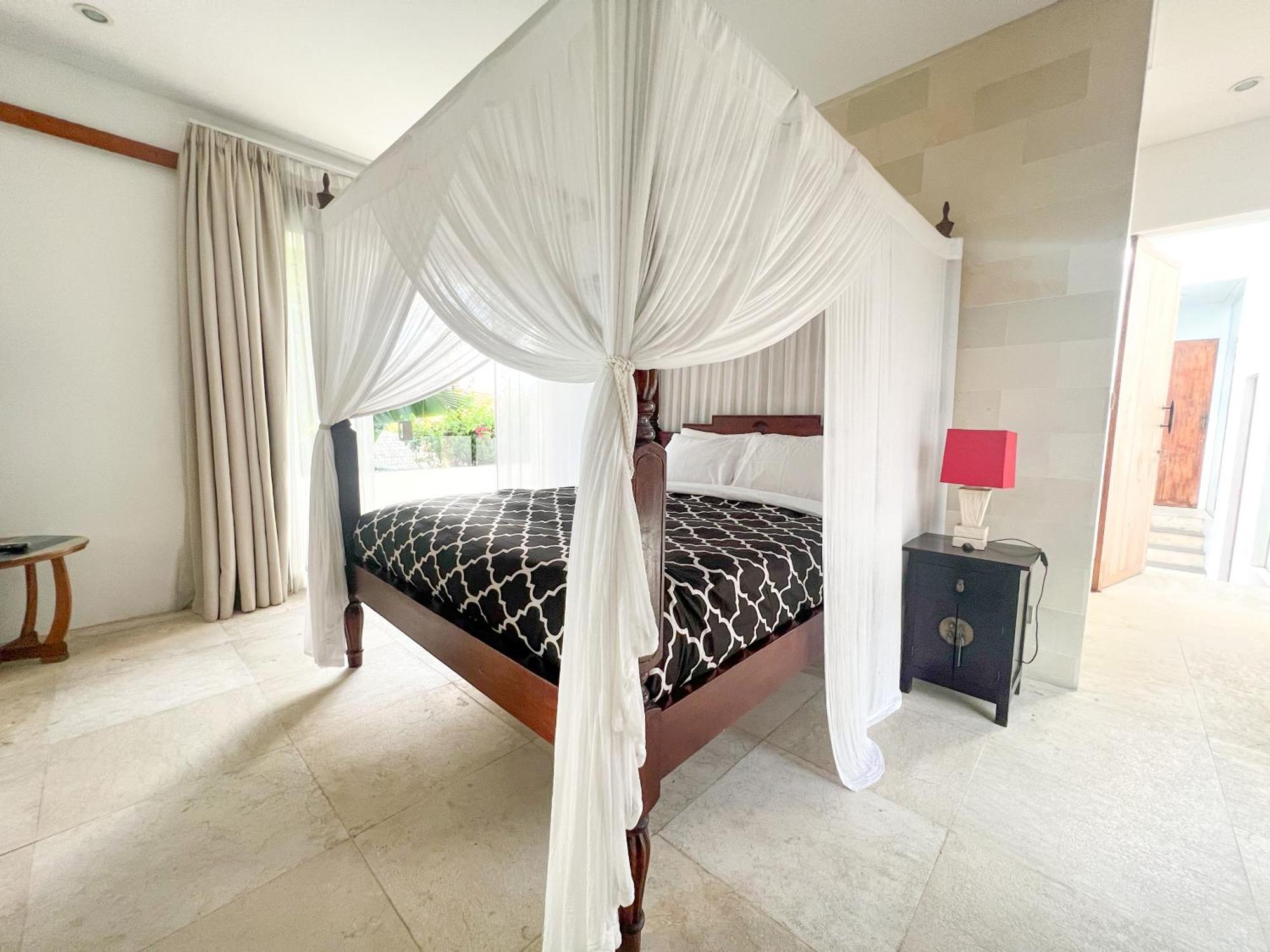 Elegant Villa Casabianca - Tropical Pool & Garden, Near Potato Head Beach Club! Seminyak  Luaran gambar
