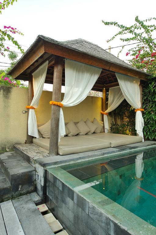 Elegant Villa Casabianca - Tropical Pool & Garden, Near Potato Head Beach Club! Seminyak  Luaran gambar