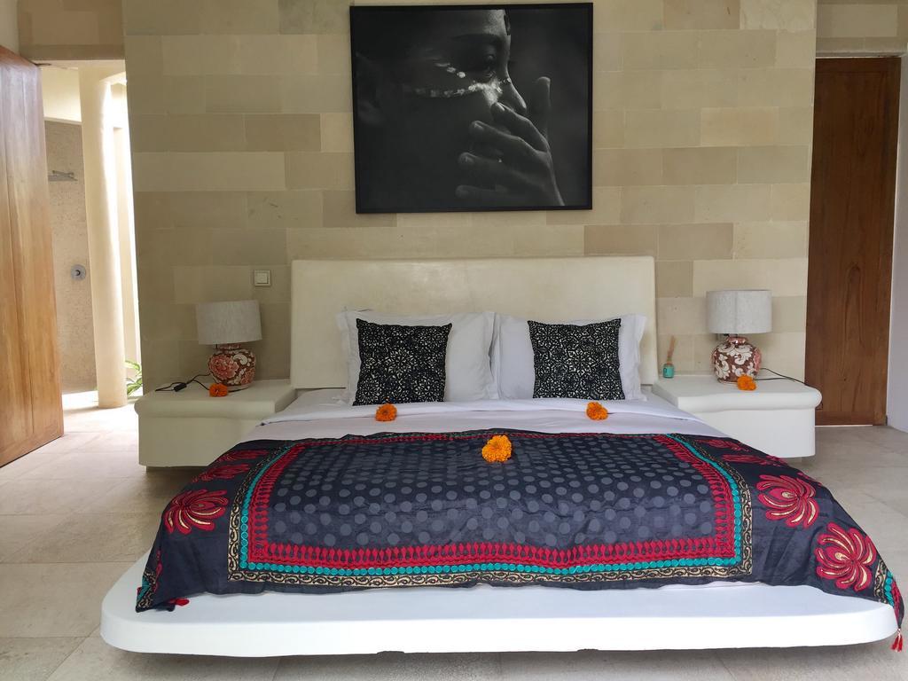 Elegant Villa Casabianca - Tropical Pool & Garden, Near Potato Head Beach Club! Seminyak  Luaran gambar
